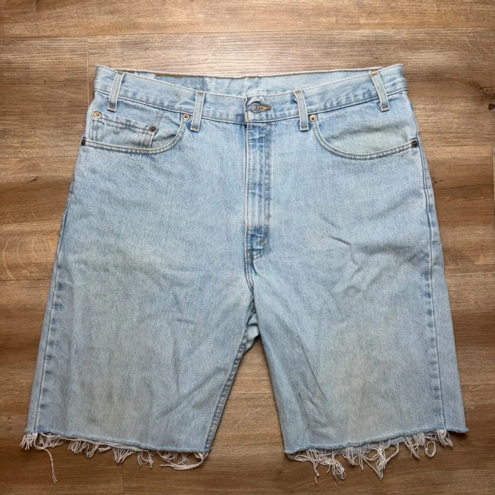 Vintage Levi's 550 Jean Shorts Mens 38 Blue Relaxed Fit Cut Off Made in USA